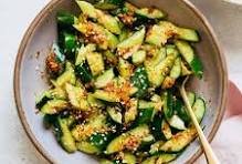 Seakoot Kurgiga/ Pig knuckle with cucumber/肘花拍黄瓜